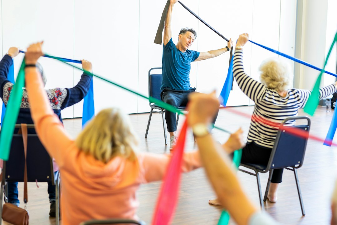 Krachttraining voor ouderen: zo doe je het veilig en effectief