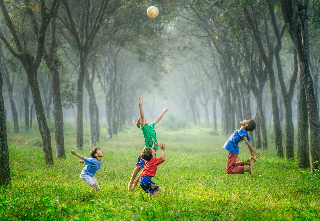 Kinderyoga: wat het is, waarom het werkt en hoe je ermee begint