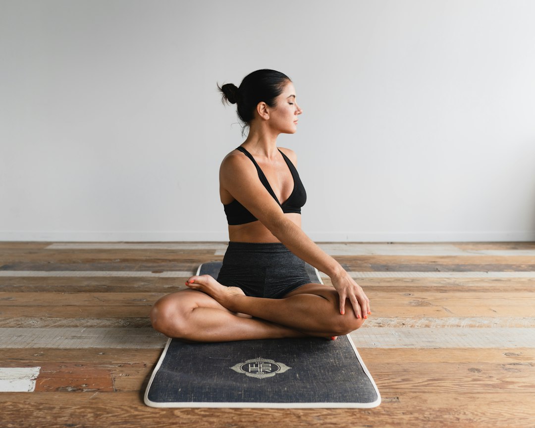 Yoga en afvallen: zo werkt het écht